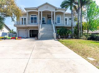 3208 Bluff Blvd, Holiday, FL 34691