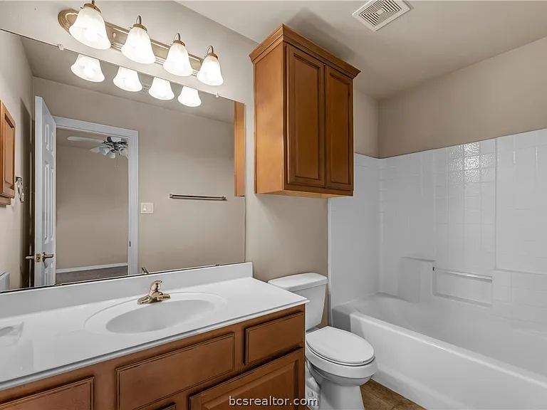 1198 Jones Butler Rd #204 — Photo 19