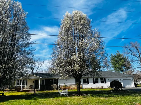 265 Fairview Rd, Chatham, VA 24531