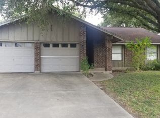 109 Beechwood Dr, Victoria, TX 77901