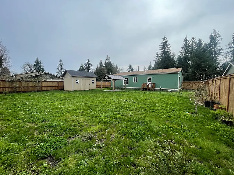 310 E Wood Ln — Photo 15