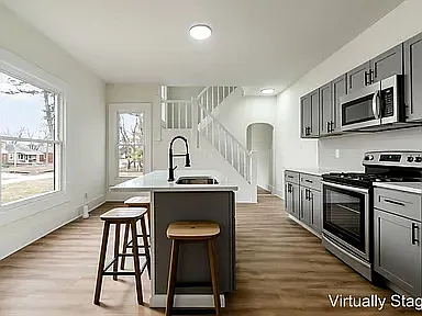 1165 E Whittier St — Photo 5
