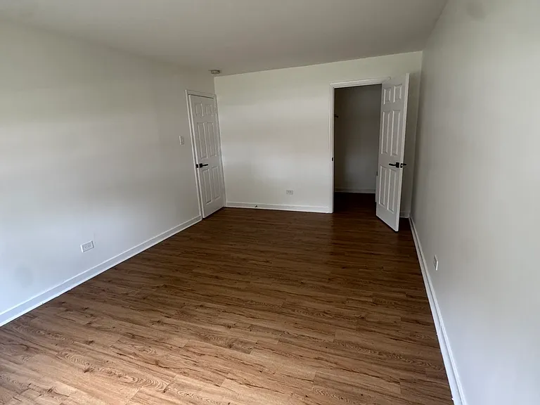 659 E Fullerton Ave — Photo 7