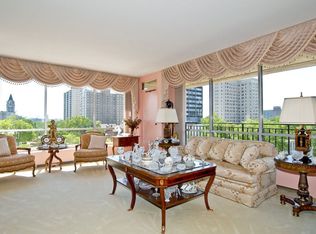 4501 Lindell Blvd APT 4G, Saint Louis, MO 63108