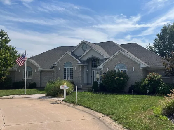 4932 Lake View Dr, Quincy, IL 62305