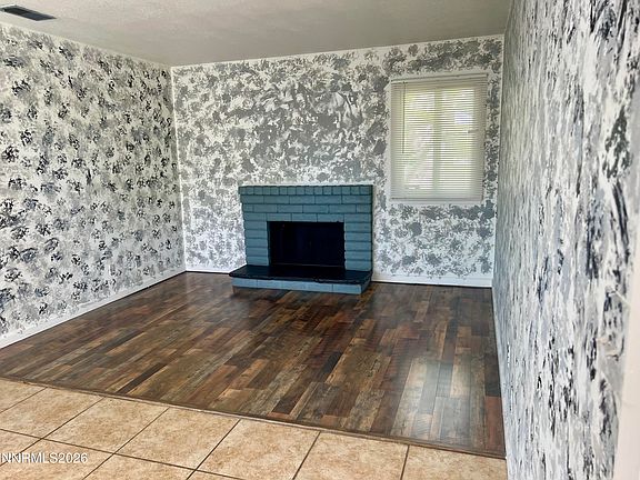 5th image of 2125 Roundhouse Rd