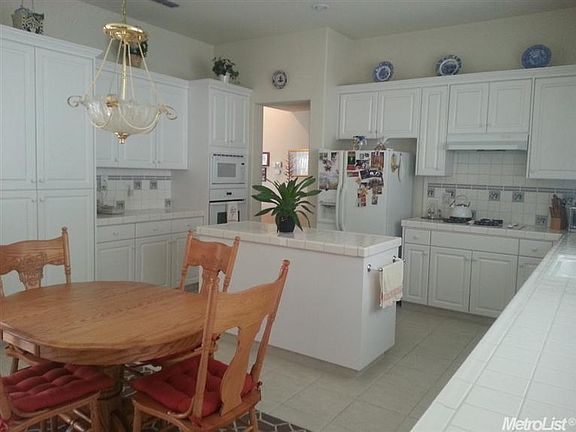 4th image of 3641 Oak Shores Dr
