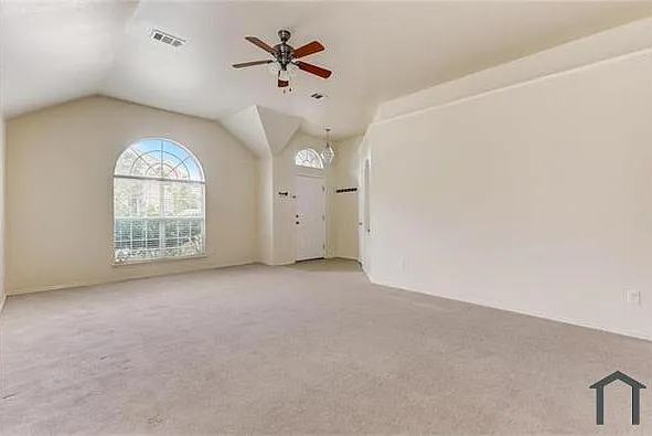 4905 Summer Oaks Ln — Photo 11