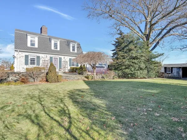 74 Edgewood Blvd, Providence, RI 02905