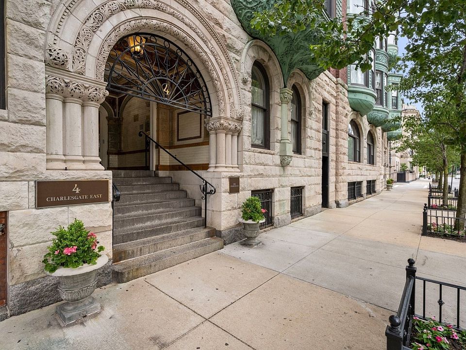 1st image of 4 Charlesgate E APT 603
