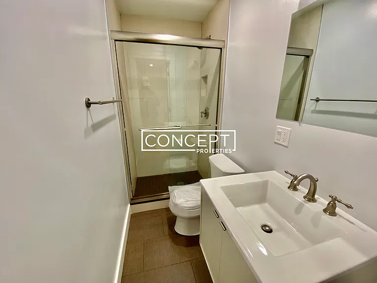 33 Portsmouth St #1 — Photo 8