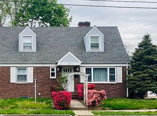 7 Rector Ave, Woodbridge, NJ 07095
