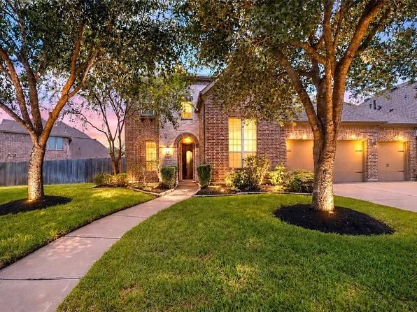 16826 E Green Ripple Cir, Cypress, TX 77433