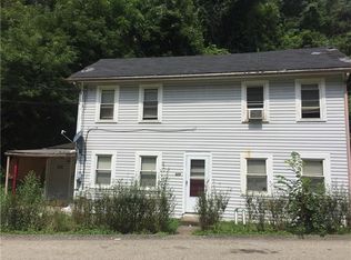 529 Amblers Ln, West Mifflin, PA 15122