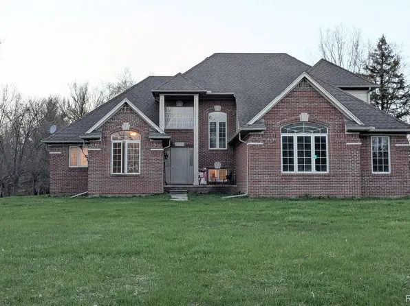 23233-30 Mile Rd, Ray, MI 48096