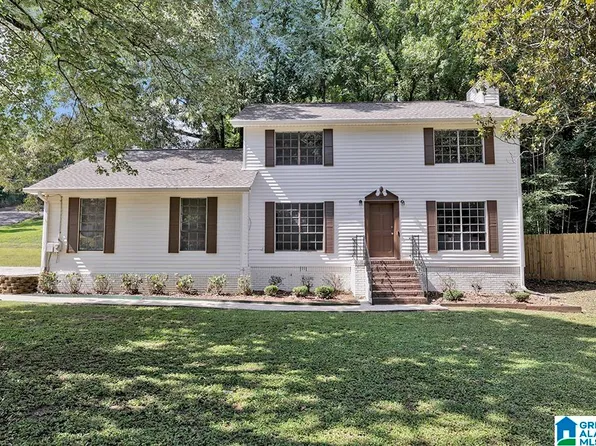1132 Martinwood Ln, Birmingham, AL 35235