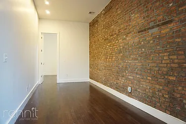 Rented by Rennit Inc.