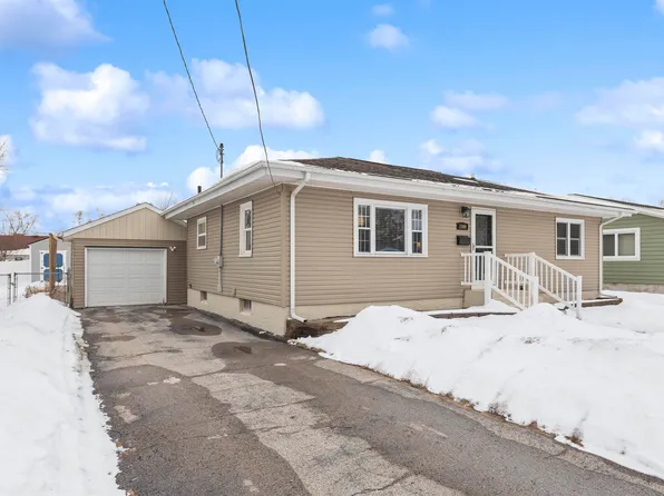 1809 29th Ave, Menominee, MI 49858