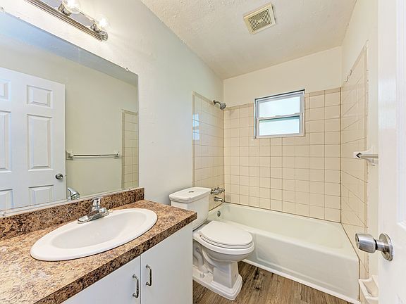 4th image of 1233 Idlewild Ct #1233