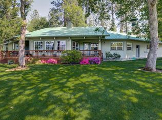 1316 E Fork Rd, Williams, OR 97544