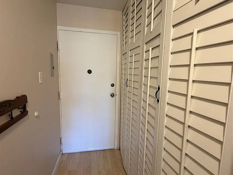 745 S Alton Way #6D — Photo 6