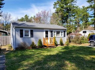 19 Everett St, Carver, MA 02330