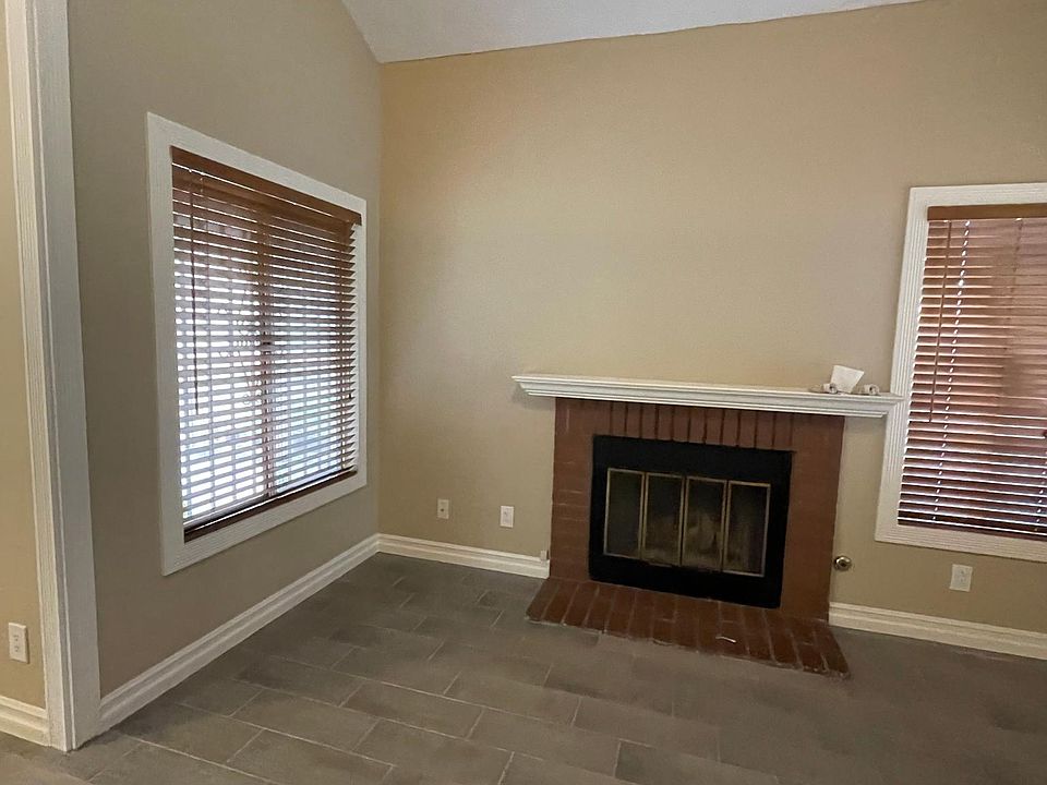 1st image of 15698 Monica Ct