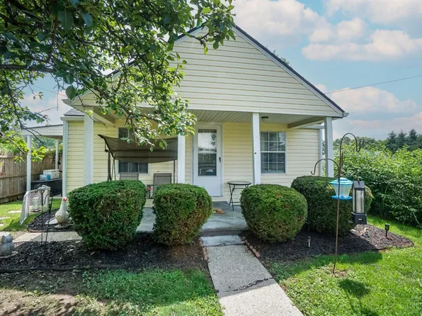 3948 Riley St, South Lebanon, OH 45065