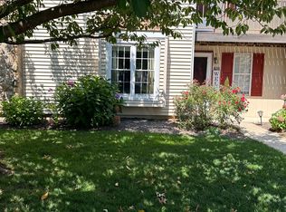 113 Valley Greene Cir, Wyomissing, PA 19610
