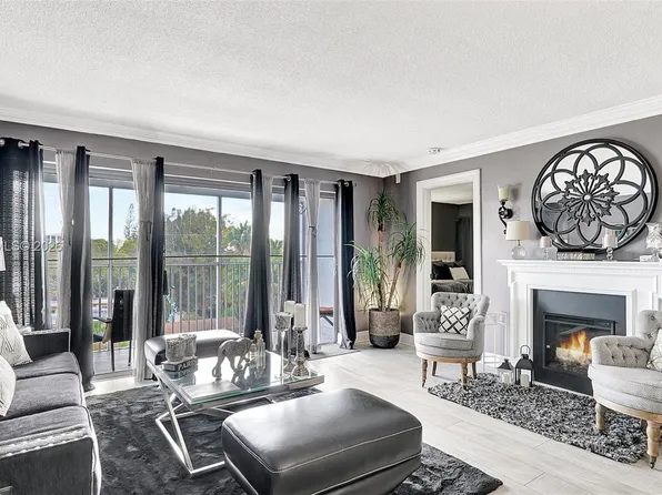 329 SE 3rd St APT 405S, Hallandale Beach, FL 33009