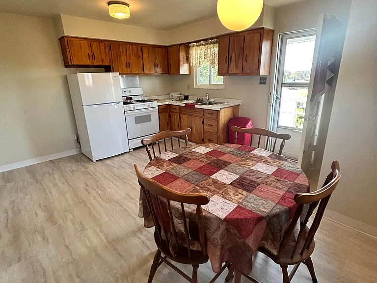 1737 Garfield St #B — Photo 3