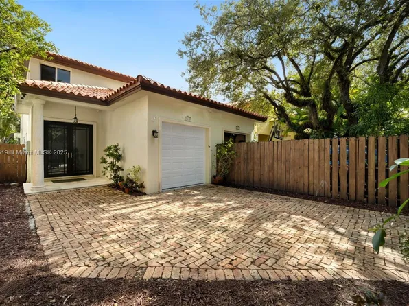 3035 Allamanda St #3035, Miami, FL 33133