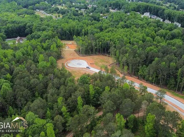 165 Chariot Ct, Jefferson, GA 30549