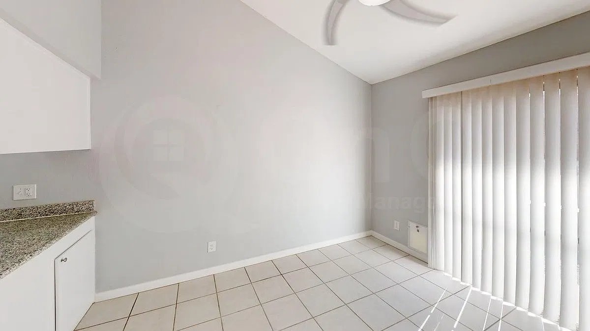 2 bed, 2.0 bath, 1037 sqft, $1,595 — Photo 4