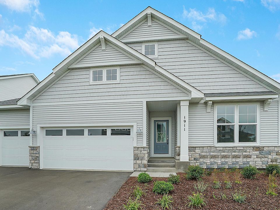 1st image of 1911 Fallbrooke Dr