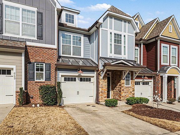 3rd image of 653 Fallon Grove Way