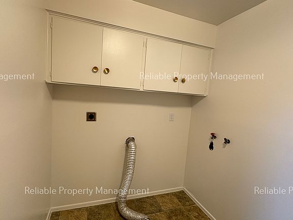 5th image of 319 Cottage Pl #319