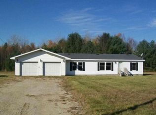 4045 N Geneva Rd, Coleman, MI 48618