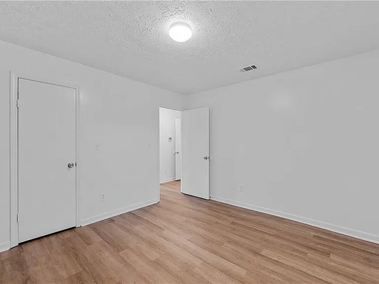 340 Tanglewood Dr #A — Photo 13