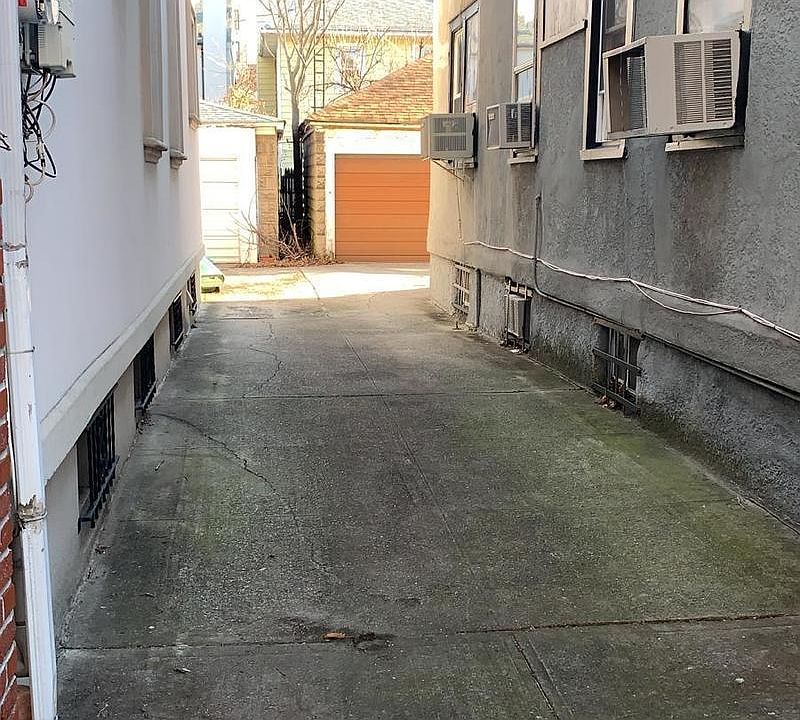 2nd image of 1839 E 18th St
