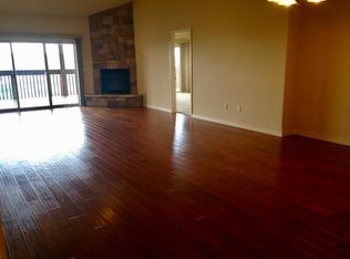 1072 Iowa Colony Rd, Hollister, MO 65672