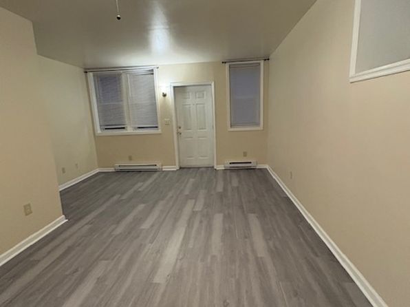915 Seneca St APT 1