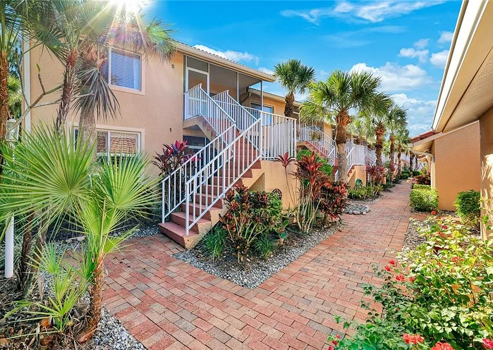1650 Windy Pines Dr #2702