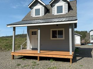 523 Quillayute Rd, Forks, WA 98331