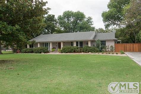 1st image of 1411 N Buckner Blvd