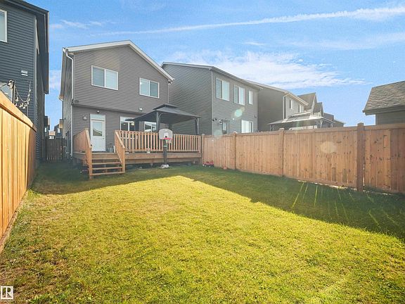 5th image of 1635 Plum Cir SW