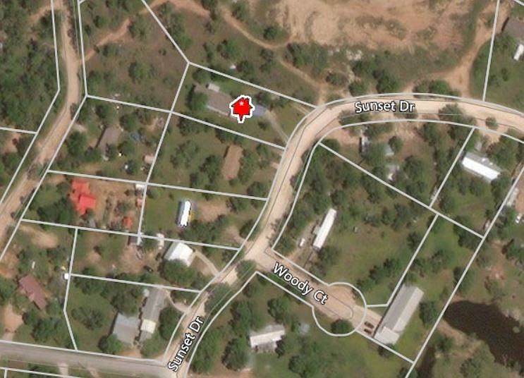 1st image of 906 Sunset Dr