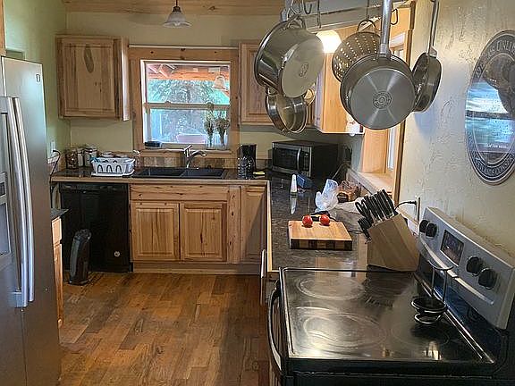 3rd image of 539 E Jasper Ct
