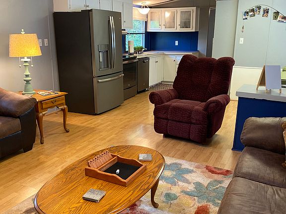 5th image of 31308 Wildwood Dr