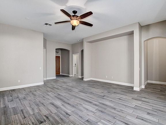 Spacious Great Room